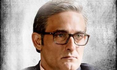 'The Accidental Prime Minister' Third Poster feat Akshaye Khanna OUT Now!