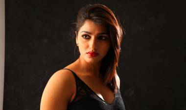 Uchakattam speaks 4 Languages