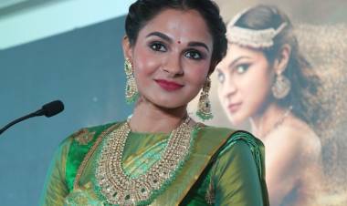 இந்தி தயாரிப்பாளர்களுக்கு தெரிந்தது, கன்னட இயக்குனர்களுக்கு தெரிந்தது, ஏன் தமிழ் சினிமாகாரர்களுக்கு தெரியவில்லை - நடிகை ஆண்ட்ரியா ஆதங்கம்