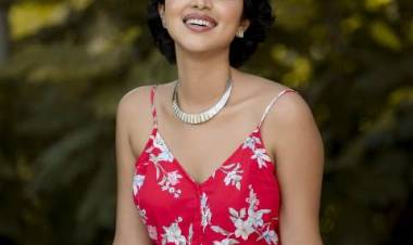 Amala Pual Latest Pictures