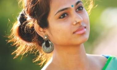 Actress Ramya Pandian Latest Pictures