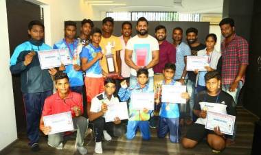 ArunVijay Meets Boxers