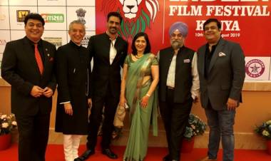 Raju Chadha, Arjun Rampal& Rahul Mittra awarded at Indian film festival Kenya