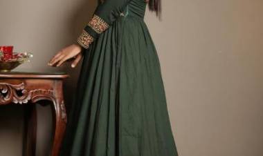 Actress Aishwarya Rajesh Latest Stills