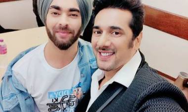 The Fukrey cast joins AK Rahman at the launch of  FukreyBoyzzz