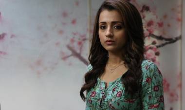 Trisha Stars as Action Heroine in Thriller ParapadhamVilaiyattu 