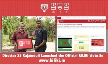 உலக தாய்மொழி தினத்தில் பாகுபலிக்காக மதன் கார்க்கியால் உருவாக்கப்பட்ட ‘கிளிக்கி’ மொழியை இயக்குநர் SS ராஜமௌலி அறிமுகம் செய்தார்.