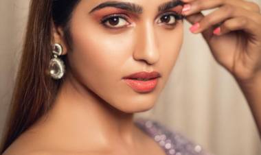 Dazzling Beauty SaiDhanshika in Elegant Poses