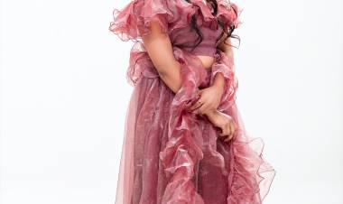 Gorgeous Actress Saraa Venkatesh