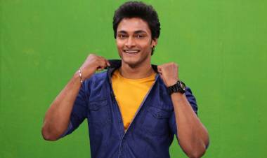 வேந்தர் டிவியில் ஒளிபரப்பாகும் நேரலை நிகழ்ச்சி 'நீ தானே என் பொன் வசந்தம்'