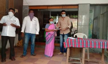 நடிகர் உதயா 15 நாட்களுக்கு தேவையான மருந்து மாத்திரைகளை வழங்கியிருக்கிறார்