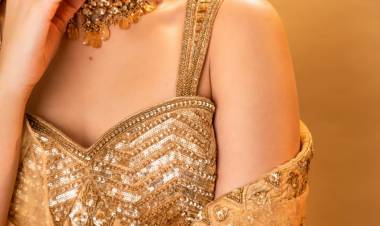 Actresss Raashikhanna looks beautiful in these pictures from her  photoshoot