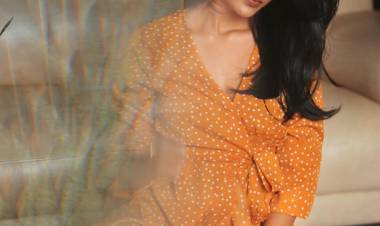 Actress NivedhithaaSathish looks magnificent in these recent pictures of her 