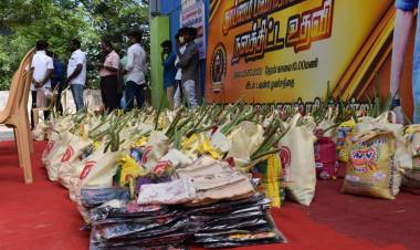 தனுஷ் பிறந்தநாளை முன்னிட்டு நெல்லை மாவட்ட தனுஷ் ரசிகர்களின் நலத்திட்ட உதவிகள் !!