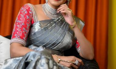  Take a Look at the Eye Capturing Stills of Actress  Anjenakirti  