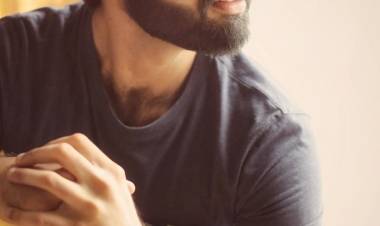 Hrishikesh to make his Tollywood debut to be directed by Subbu Vedula 