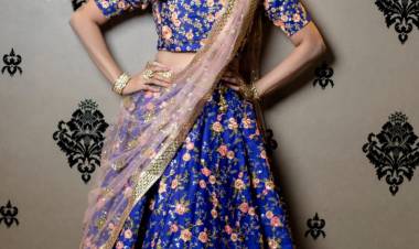 Take A Look At The Gorgeous Actress @Anjenakirti Being Simple & Elegant In The Classic Blue Lehenga. 