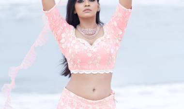 Actress #Abarnathi Look Charming In This Latest Photoshoot!