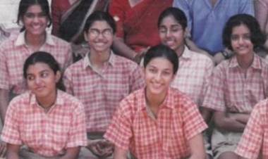 பிரபல நடிகையின் பள்ளிப்பருவ வைரலாகும் புகைப்படம்