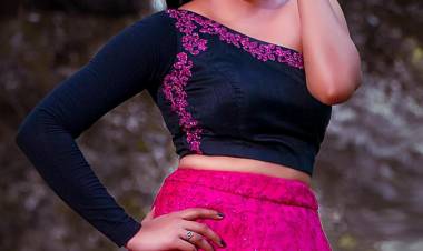 #ilayaPunnagaiilavarasi இளைய புன்னகை இளவரசி   #AnithraNair  அனித்திராநாயர்