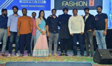 2 Years for #Taxiwaala 's BLOCKBUSTER RIDE in Cinemas, the love & support you all showed us is unforgettable