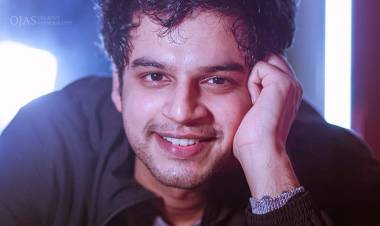 Happy Birthday #EngeyumEppothum Fame @Vatsanhere  Photography @ojasshiva