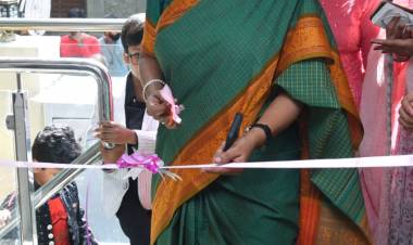 கனிமொழி திறந்து வைத்த ஸ்டுடியோ 7 ப்ரீமியம் சலூன். சிவகார்த்திகேயன் பா.ரஞ்சித் உள்பட பல பிரபலங்கள் கலந்து கொண்டனர்