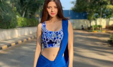 Beautiful in blue!! Actress #Vedhika is all elegance and class in these pictures from her most recent photoshoot!