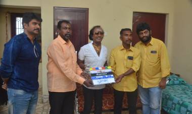 இசையமைப்பாளர் சங்கர் கணேஷ் கிளாப் போர்ட் அடித்து ’பேராசை’ படப்பிடிப்பை துவக்கி வைத்தார்