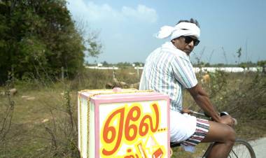 “குச்சி ஐஸ்” விற்கும் சமுத்திரகனி !
