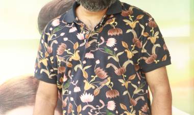 மக்கள் கவலையை மறந்து சிரிப்பதற்கான முயற்சியை செய்துக் கொண்டிருக்கிறேன்: சந்தானம் பேச்சு