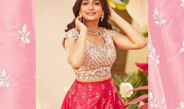 The new pretty girl in K-town #SastikaRajendran.