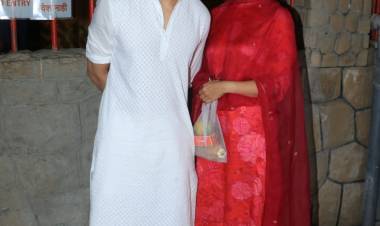 Actress @aliaa08 and Director AyanMukerji spotted visiting Mukteshwar Temple in Mumbai