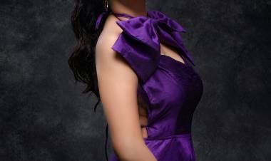  Actress Abarnathi With the grand success of the recent Tamil movie ‘Thaen’