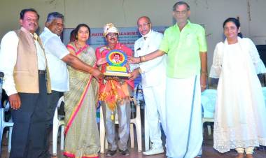 மதி ஆர்ட்ஸ் அகடமி 45 வது  ஆண்டு விழா முன்னிட்டு  தமிழக அரசின் பத்திரிகையாளராக   "கலைமாமணி"  விருது 