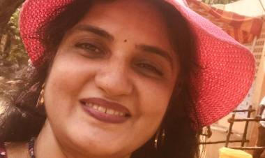 Actress Sukanya casted her vote in Besant Nagar