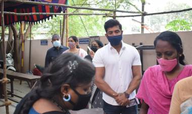 Actor Arunvijay and his Family members cast their votes