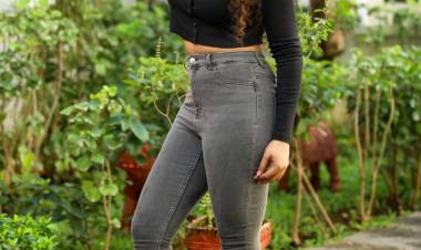 “Live Telecast” Series Fame Actress #Shubaa Grabs Our Attention In Her Stylish Looks.