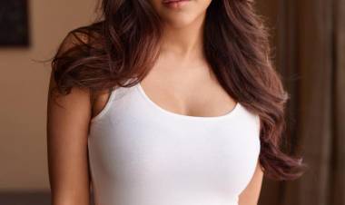 Rising star of the south, the young and youthful beauty Nabha stuns us with a simple look  #NabhaNatesh