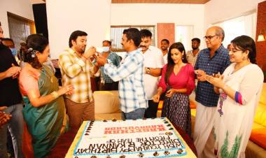 Dir @Dir_kannanR birthday celebration in the sets of  #KasethanKadavulada 