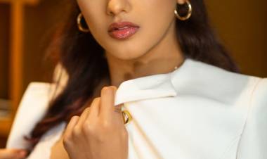 Actress #MalavikaSharma  amazes everyone with her charming looks. 