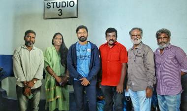 தமிழ் திரைப்பட பத்திரிகையாளர்கள் சங்கம் தயாரித்துள்ள #எண்ணம்போல்வாழ்க்கை தனிப்பாடல் @U1Records நிறுவனத்தில் @thisisysr வெளியிடுகிறார்.