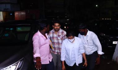 ரசிகர் வீட்டு கல்யாணத்தை முன்னின்று நடத்திய பிரபல ஹீரோ! 