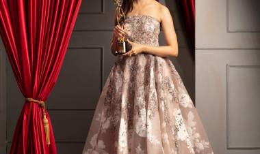 தமிழில் சிறந்த அறிமுக நடிகை விருது: சைமாவுக்கு ரிது வர்மா நன்றி