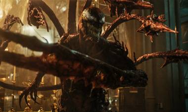 Eddie மற்றும்  Venom ஆக நடிப்பது மிகவும் பிடித்திருக்கிறது நடிகர் டாம் ஹார்டி !