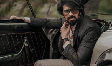 திரைக்கதை அமைக்க 3வருடங்கள்!   உண்மைக்கதை என்பதால் நிறைய பிரச்சனைகள் வருமென்பது தெரியும்!!   ‘குருப்’ படம் பற்றி துல்கர் சல்மான். 