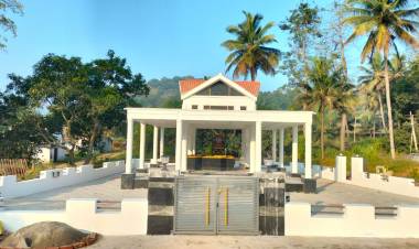 தாய்க்கு மணிமண்டபம் கட்டிய திரைப்பட தயாரிப்பாளர் தாய் சரவணன் ! 