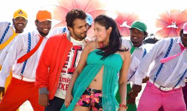 ஹரிப்பிரியா நடிக்கும்  த்ரில்லர் படம் "மாஸ்க்"! 