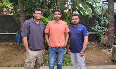 விக்ரம் பிரபு நடிப்பில்  “இரத்தமும் சதையும்” திரைப்பட டைட்டில் லுக் வெளியானது!