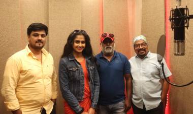 டொரண்டோவில் இருந்து பிரத்யோகமாக வரவழைக்கப்பட்ட பின்னணி பாடகி விதுசாயினி 